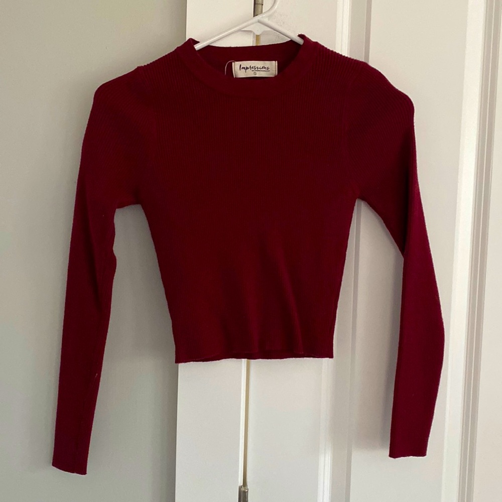 Crop top sweater